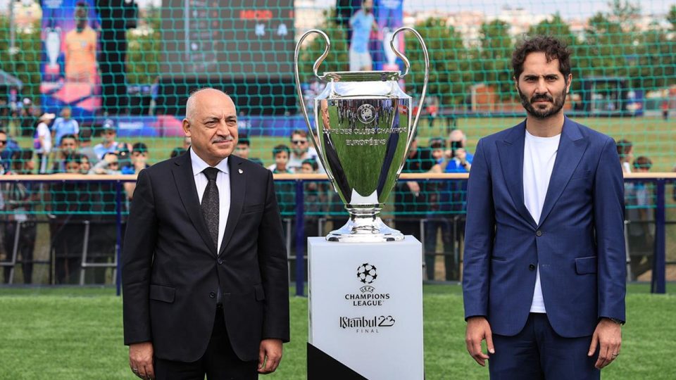 UEFA Şampiyonlar Festivali’nin açılışı yapıldı